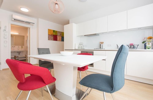 Wieden Apartment | 5 Bedroom Penthouse Duplex Apartment Very Close To Opera And Karlskirsche #2of4