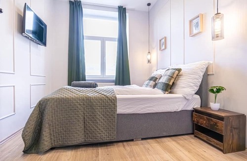 Funfhaus Apartment | Bright & Modern Room in Vienna’s Meidling District
