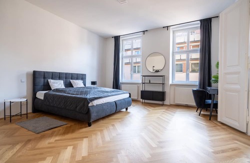 Weißgerber Apartment | Rochus Stylish Stays