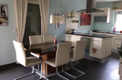 Frauenkirchen House | Lakeside Villa
