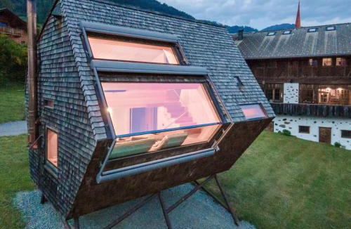 Lienz House | Ufogel
