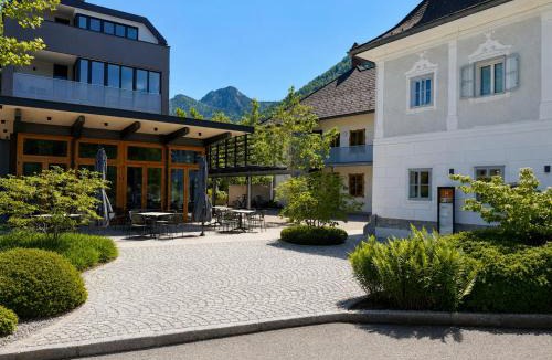Muhldorf House | Zur Sense - Boutique am Fluss