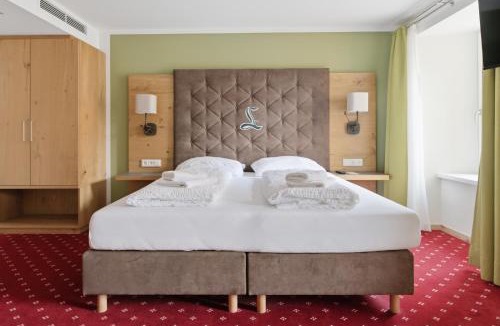 Strasswalchen Hotel | Hotel Lebzelter Straßwalchen, Familien und Business Aufenthalt, Seengebiet, Erlebnispark