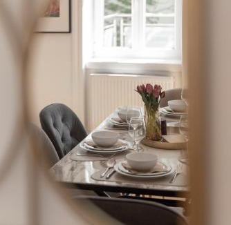 Josefstadt Apartment | BELLE VIE - 3BR Superior Family-Suite with Terrace - City Centre
