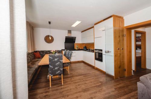 Alpendorf Apartment | Gern Mountain Living Ferienhaus Deutschmann
