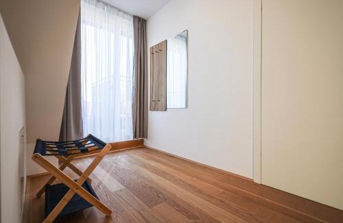 Leopoldstadt Apartment | 3 BDR - Sky Rooftop Glow, Best View over Vienna
