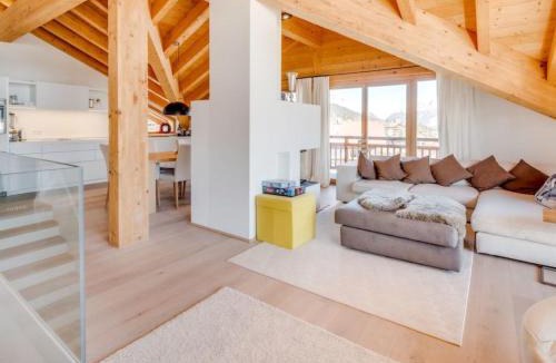 Seefeld in Tirol Apartment | Apartment Luxus Chalet Bergblick - zentral in Seefeld- Tirol by Interhome