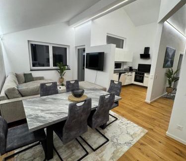 Seekirchen am Wallersee Apartment | Stylische Ferienwohnung 2