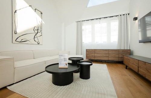 Funfhaus Apartment | Spacious and Stylish Two-Level Retreat