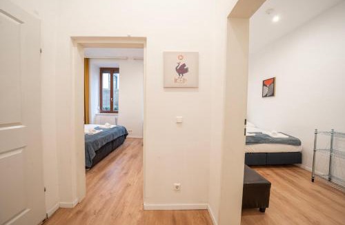 Margareten Apartment | 3 king-size beds, 15 min from Vienna Hauptbahnhof, ground floor