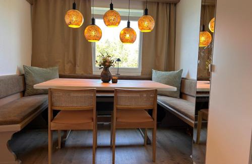 Kanzelhohe Apartment | Appartement WOLKE7 byTILLY - Familienfreundliches Alpenzuhause mit Hallenbad, Balkon & Panoramablick hoch oben auf der Gerlitzen
