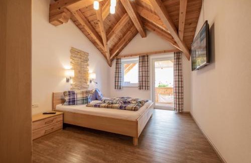 Volderau Apartment | Ferienlodge Alpenkönigin Vacation in Stubai Valley