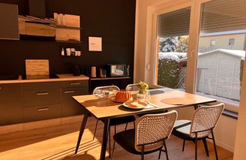 Spittal an der Drau Apartment | Ferienwohnung ImZaro: Erdgeschoss, 2 Schlafzimmer plus Schlafsofa, eigener Eingang, große Terrasse mit Garten!