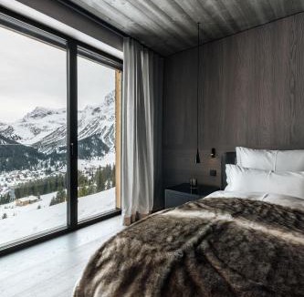 Lech am Arlberg Ski Chalet | LE CHALET - Luxury Hideaway