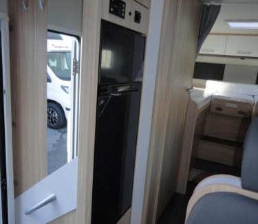 Sankt Georgen im Attergau House | Camper Wohnmobil Sunlight I68
