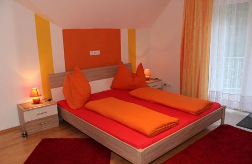 Krumpendorf am Woerther See Apartment | Ferienwohnung am Wörthersee Villa Waldbach