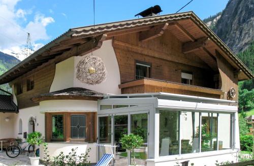 Dornauberg House | Holiday Home Carmen - MHO482