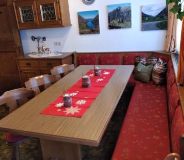 Fusch an der Grossglocknerstrasse Apartment | Bio-Bauernhof Schiederhof