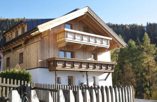 Fendels Apartment | Cozy Apartment in Fendels near Ski Area