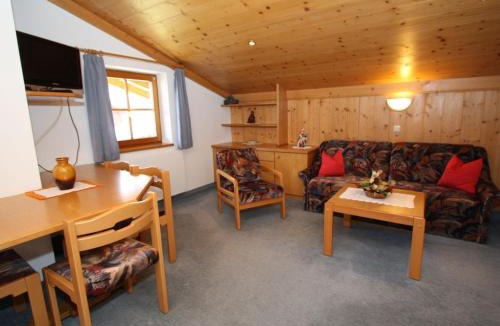 Mittersill Apartment | Cozy Studio Apartment in Mittersill near Ski Bus