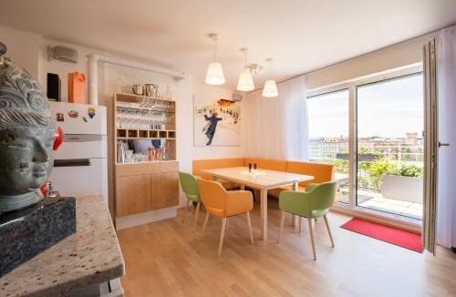Leopoldstadt Apartment | Skyflats Vienna Ring View