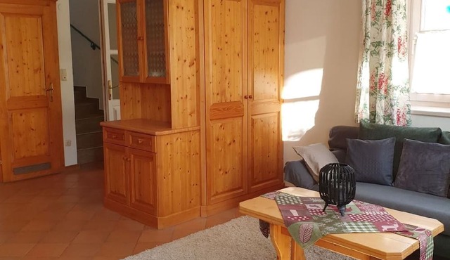 Sunny holiday home in Wagerberg