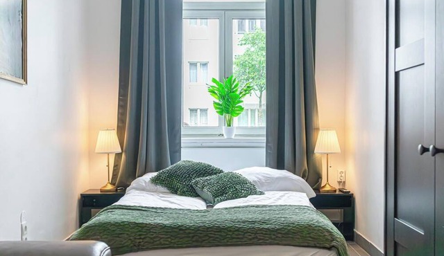 Modern Cozy Studio With City Access