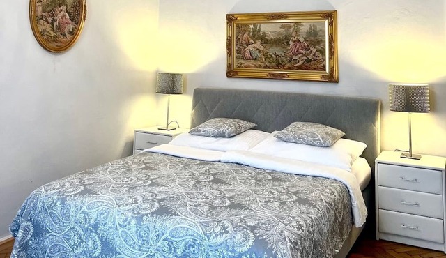 Holiday Apartment "Luxuriöses Appartment" with Mountain View & Wi-Fi