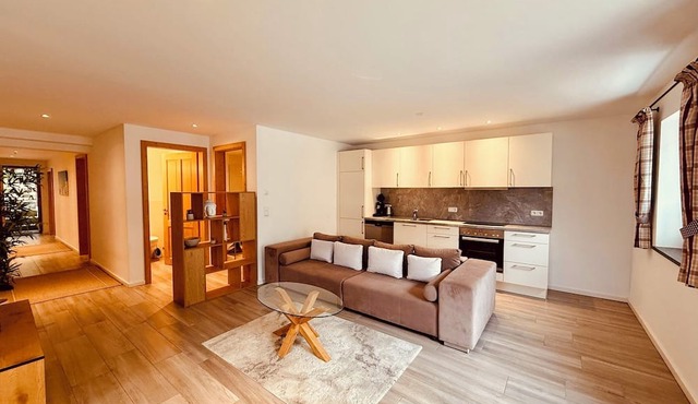 Apartment (79 sqm) with private outdoor access and terrace