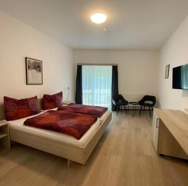 TPE Arena - Zimmer am Ebersdorfer See