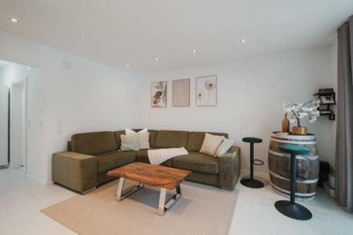 Modern City Centre Apartment Just Steps from Mirabell Palace