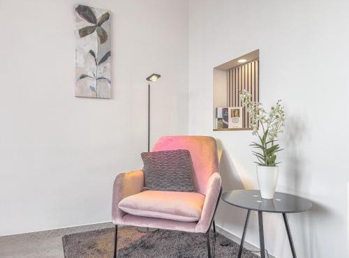 Elegant & Air condition 5BR - By The Danube River