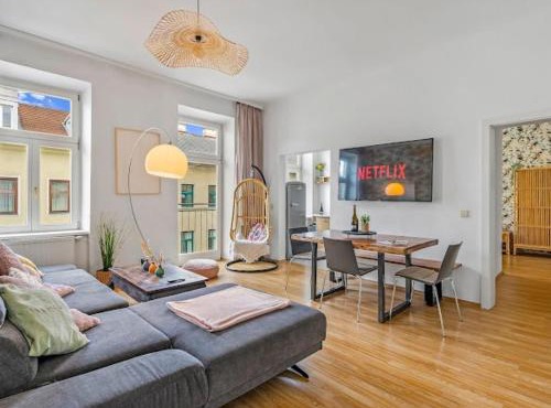 BOHO Dream Apartment 4BR AC Big