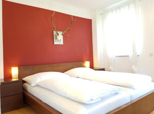 Reschbergerhof Appartements by Geierspichler
