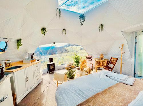 Glamping Hohe Wand - Kuppelzelt "Panoramablick" mit Sternenfenster