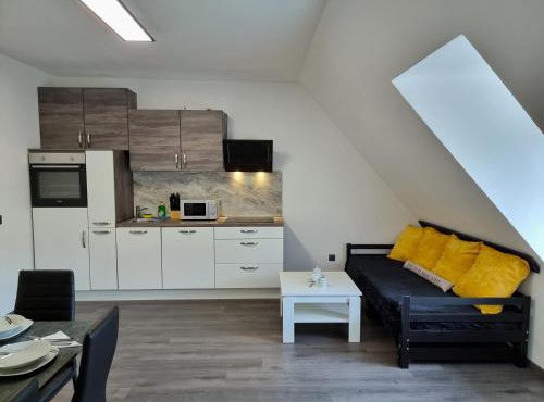 Rentcenter79