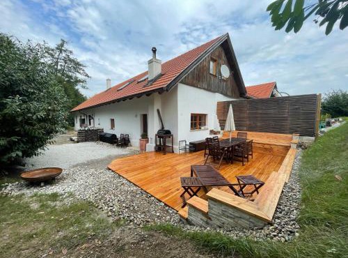 wundervoll eben - CHALETS & PLÄTZE voller WUNDER - NOTSCHKERL & FEINIS