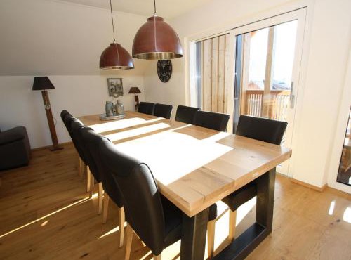 Wooden chalet in Mauterndorf near Cross Country Meadows